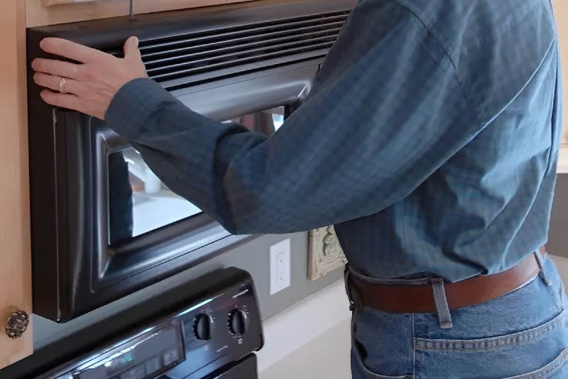 Buld-in Microwave Repair in Sacramento